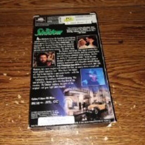 The Shadow (VHS, 1994, MCA Universal Pictures) Alec Baldwin - Picture 2 of 6